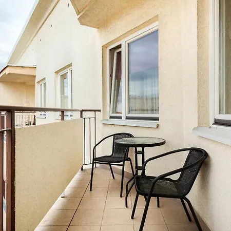 Apartment Bluszczanska *